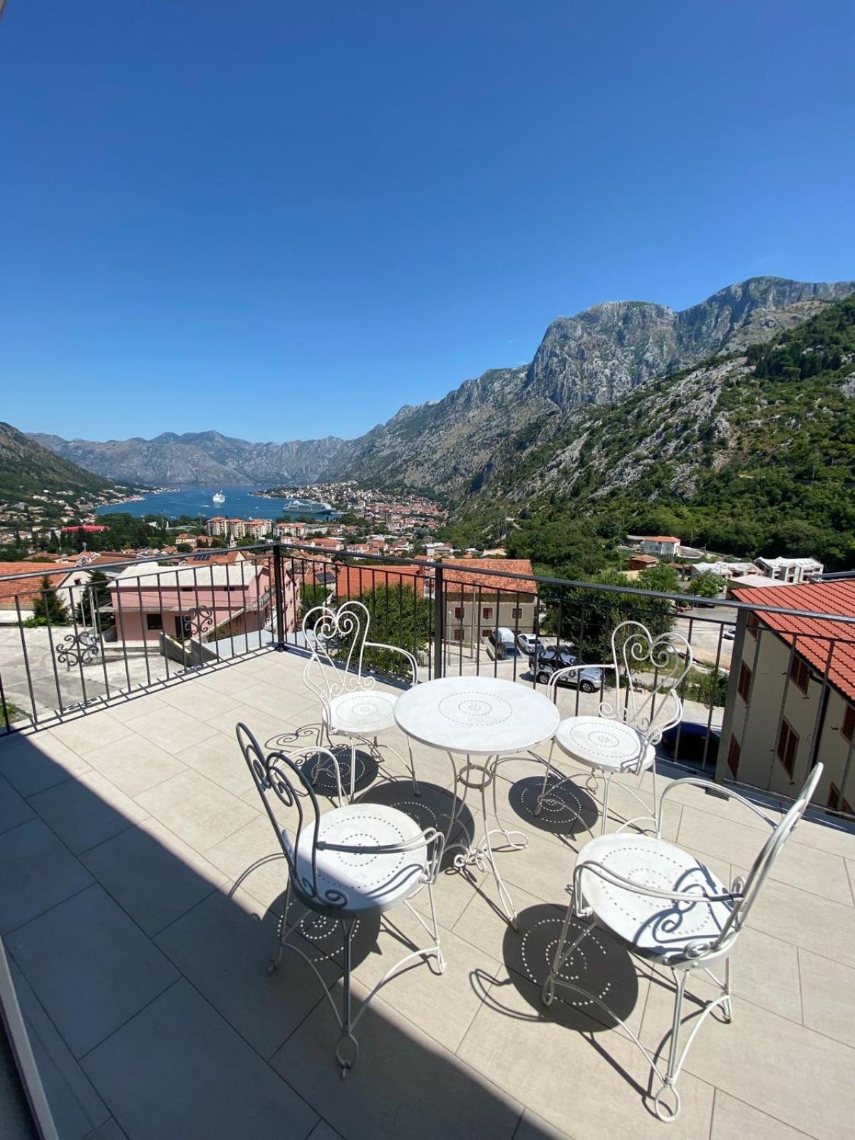 Apartments Marko Maros Kotor Room photo